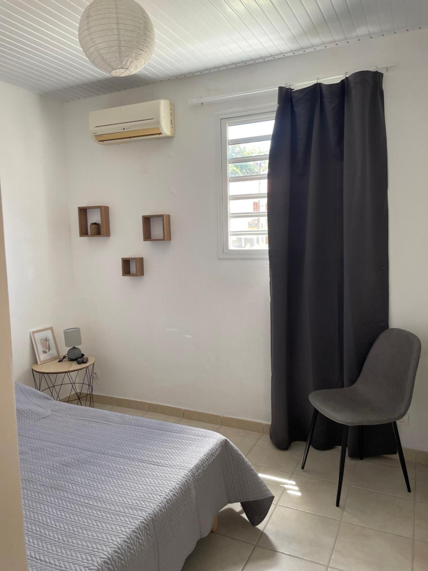Cosy T3 Au Coeur De Sainte Anne Διαμέρισμα Εξωτερικό φωτογραφία